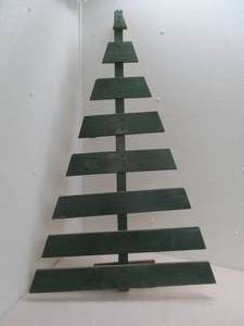 lot 343 image: Evergreen tree