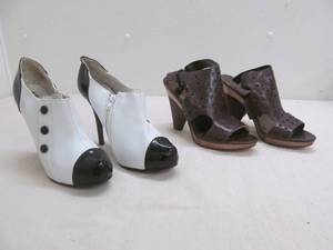 lot 354 image: Sandal heels