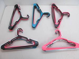 lot 369 image: Plastic hangers