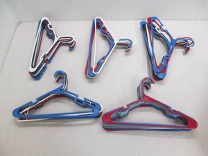lot 372 image: Plastic hangers