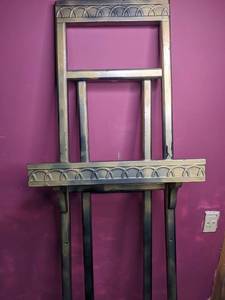 lot 252 image: Decorative Metal Easel