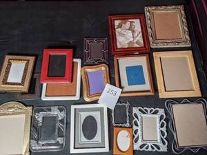 lot 253 image: Lot of Assorted Picture Frames