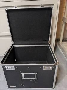 lot 265 image: Gig Case