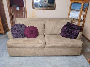 lot 210 image: Tan Microfiber Couch with Throw Pillows