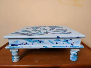 lot 223 image: Low Profile Painted Step Stool