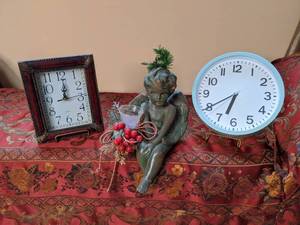 lot 230 image: Angel Candle Holder and Pair of Clocks