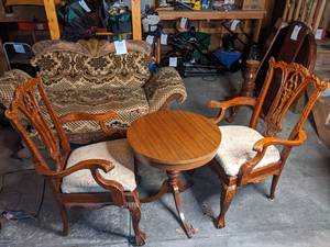 lot 315 image: Parlor Table and Matching Carved Chairs
