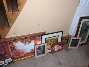 lot 348 image: Maxfield Parrish and Other Art Prints