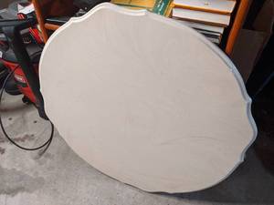 lot 350 image: Elegant Table Top