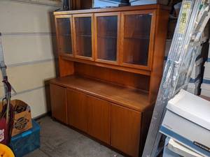 lot 352 image: Simple Wood Buffet Hutch
