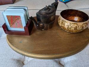 lot 38 image: Miscellaneous Lot of Decorations