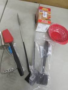Assorted Utensils...