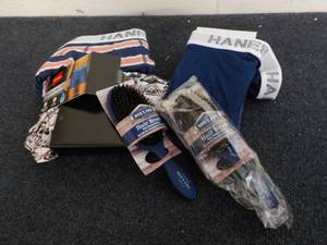 Mens Size XL Boxers and Hairbrush ...