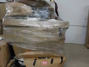 Pallet of Furniture for Parts and R...