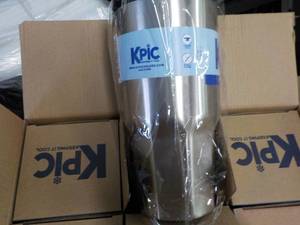 6 pack KPIC 30 oz Beverage...