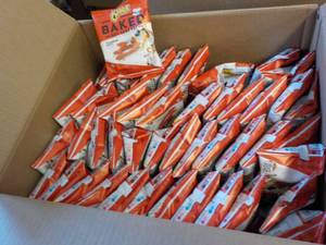 Case of 104 Bags Cheetos Baked Flam...