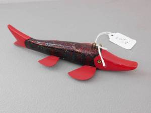 lot 4 image: Terrie Wise 7 Fish Decoy