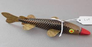 lot 13 image: Zim 7 Fish Decoy