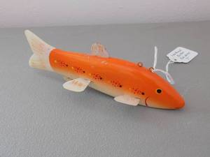 lot 23 image: Lawrence Bethel 7 Fish Decoy