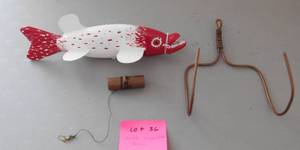 lot 36 image: Dennis Bertram 12 Fish Decoy