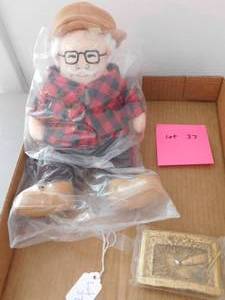 lot 37 image: Les Kouba Doll & Belt Buckle
