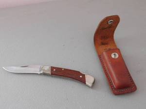 lot 44 image: Uncle Henry LBS Smokey Lock Back Knife