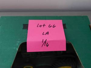 lot 66 image: John Deere Model LA 116 Tractor
