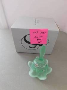 lot 100 image: Green 6 Fenton Wavy Bell