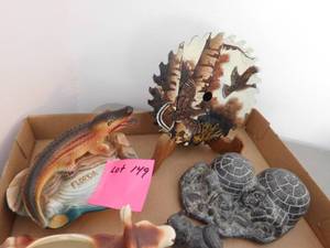 lot 149 image: Collectible Animal Figurines