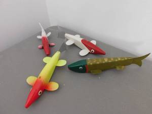 lot 155 image: 2 - Bruell, Don Bethel, John Saehr Fish Decoys