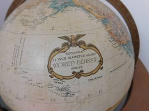 lot 178 image: World Classic Globe