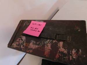 lot 181 image: Military Box & Cleaning Kit