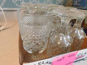 lot 255 image: 12 Crystal Glasses