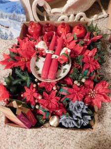 lot 265 image: Christmas Tree & Dcor