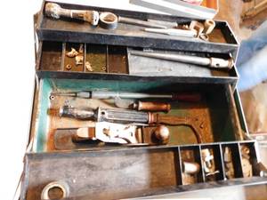 lot 285 image: Tool Box with Tools