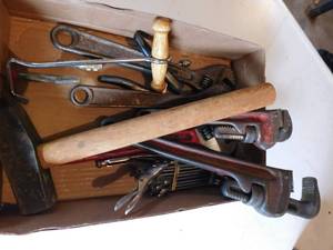 lot 338 image: Pipe & Crescent Wrench