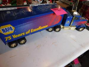 lot 380 image: Hot Wheels & Misc. Toys