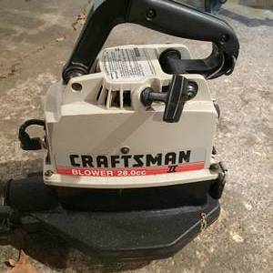lot 18 image: Craftsman Gas Leaf Blower