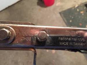 lot 60 image: Stinger Stapler and Staples