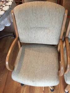 lot 90 image: Four Rolling Kitchen Chairs