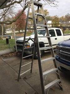 lot 94 image: 8 Foot Aluminum Ladder In Good Condition