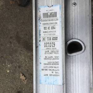 lot 103 image: 14 Foot Extension Ladder
