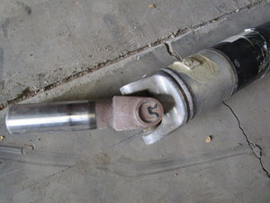 GM Pickup Driveshaft 64 12 on center