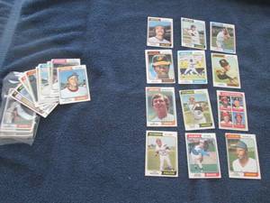 50 1974 Topps Baseball Cards...