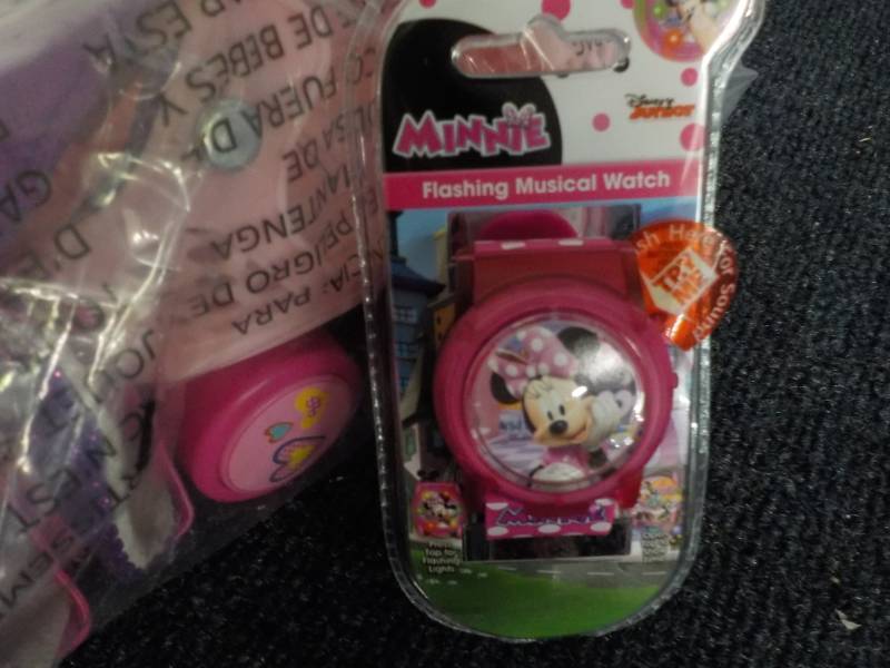 Minnie Mouse Skates and Watch...