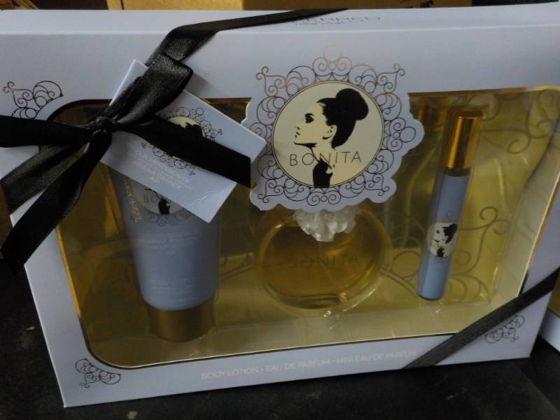 Set of 2 Ariana Grande Fragrance Gi...
