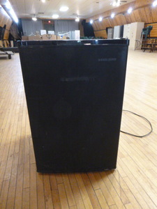 lot 9 image: Black & Decker Mini Refrigerator