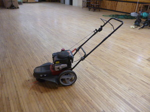lot 16 image: Craftsman Weed Trimmer
