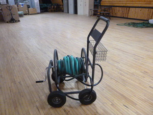 lot 18 image: Hose Reel on Cart