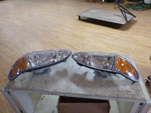 lot 61 image: Pair of Eagle Eye Auto Headlights